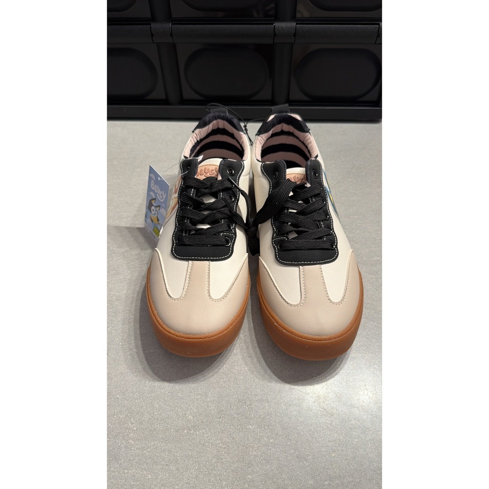 Bluey Bingo Low‎ Top Sneakers Mens 11.5 Cream Black Gum Sole Character Shoes NWT